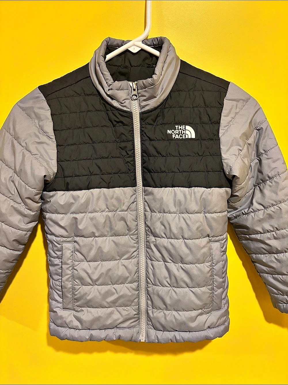 The North Face Jacket Gray & Black Youth 6/7